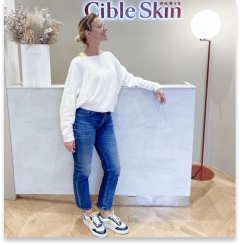 Lily J. Collins photo